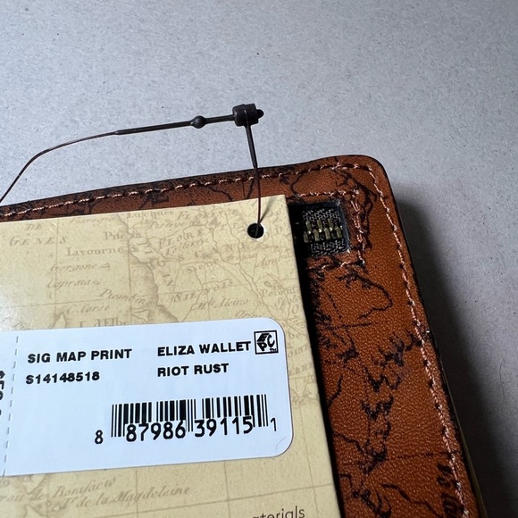 NWT Patricia Nash Eliza Signature Map Print Wallet - Picture 5 of 5